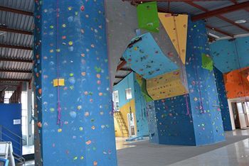 Diamond Plaza 3*